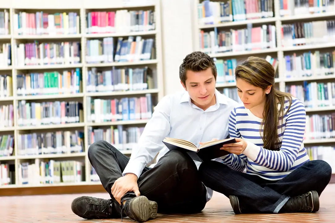Descubre 5 libros que, además de entretenerte, te dan información. Conócelos.