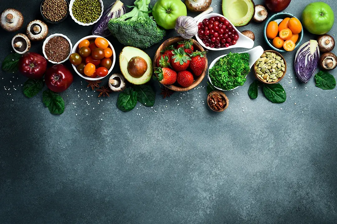 Las dietas para universitarios deben ser equilibradas y contener macronutrientes.