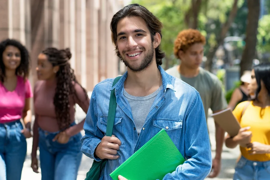 Dentro del listado de universidades en Colombia existe una amplia variedad que tienen diversos enfoques y carreras.