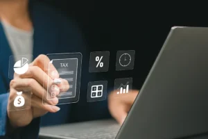 El derecho fiscal es la rama del derecho público que regula la relación entre el Estado y los contribuyentes en materia de impuestos, contribuciones y obligaciones tributarias.